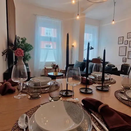 Altstadt Beim Schlossgarten * Schwerin (Mecklenburg-Vorpommern)